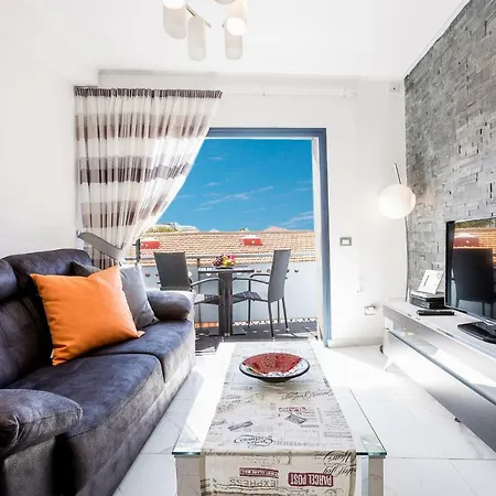 Appartamento Famar, La Caleta, Wifi, Ocean